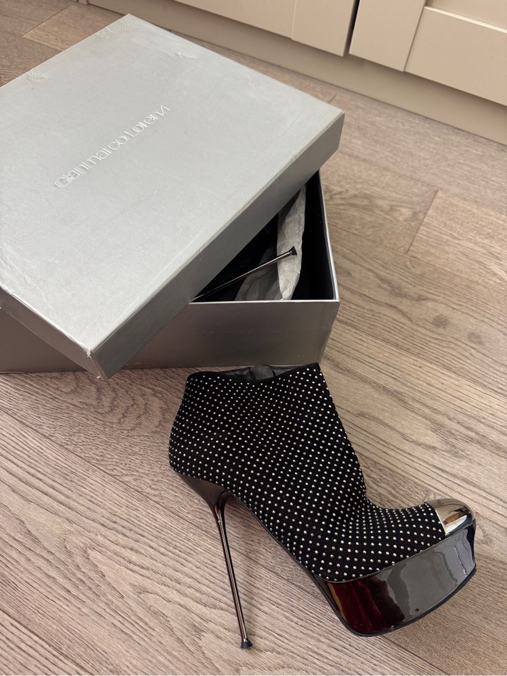 Gianmarco Lorenzi Studded Ankle Platform Booties Like New Metallic